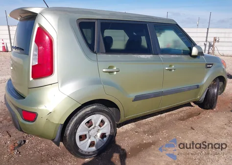 2013 Kia Soul z USA, uszkodzony, nr VIN KNDJT2A50D7630406